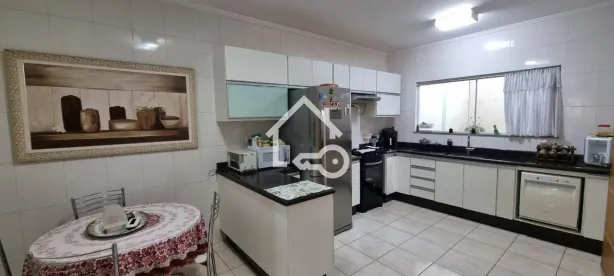 Casa com 3 Quartos à venda, 203m² no Baeta Neves, São Bernardo do Campo
