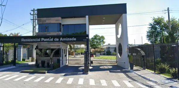 Casa de Condomínio com 3 Quartos para alugar, 175m² no Areão, Taubaté
