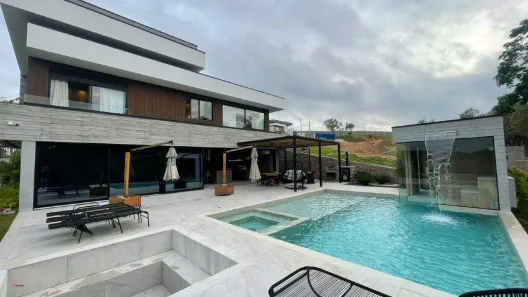 Casa com 4 Quartos à venda, 460m² no Medeiros, Jundiaí