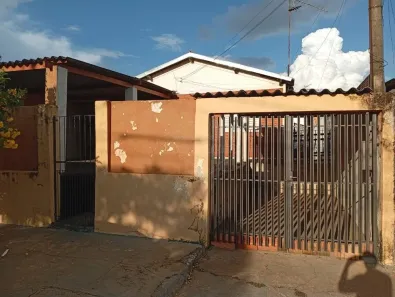 Casa com 2 Quartos à venda, 193m² no Jardim Roberto Selmi Dei, Araraquara