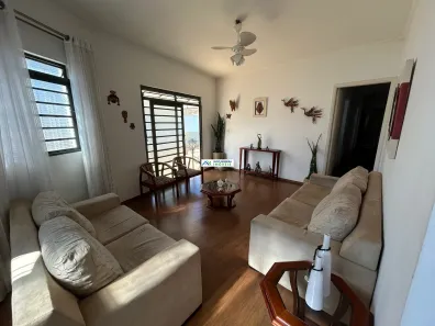 Casa com 4 Quartos à venda, 138m² no Vila Nogueira, Campinas