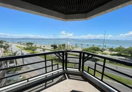 Apartamento com 3 Quartos à venda, 157m² no Agronômica, Florianópolis
