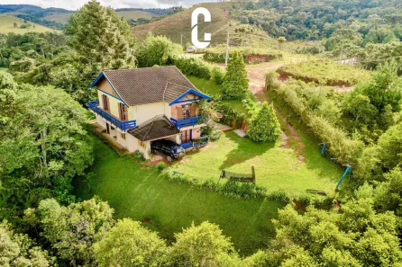 Casa com 4 Quartos à venda, 230m² no Parque Ferradura, Campos do Jordão