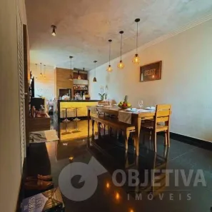 Casa com 3 Quartos à venda, 200m² no Alto Umuarama, Uberlândia