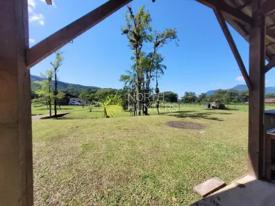Fazenda/Sítio com 3 Quartos à venda, 200m² no Vila Nova, Joinville