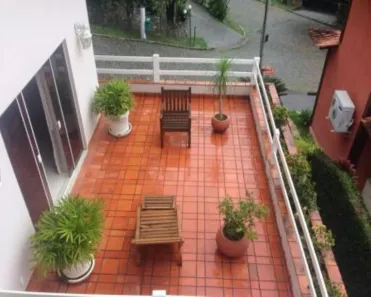 Casa de Condomínio com 3 Quartos à venda, 400m² no Badu, Niterói