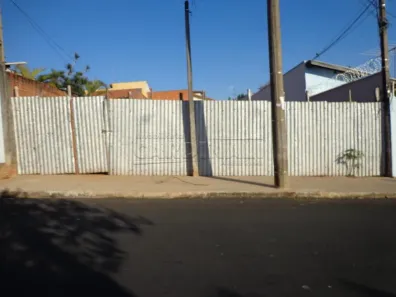 Lote/Terreno à venda, 330m² no Jardim Centenário, São Carlos