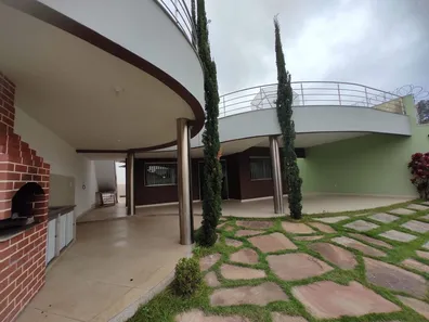 Casa com 3 Quartos à venda, 250m² no Belvedere, Coronel Fabriciano