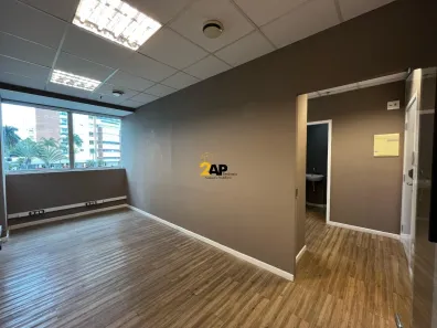 Sala Comercial para alugar, 35m² no Vila Andrade, São Paulo
