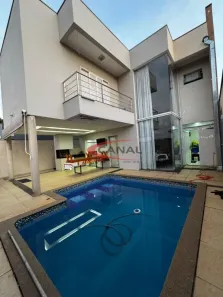 Casa com 3 Quartos à venda, 302m² no Vila Seabra, Bauru