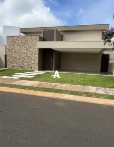 Casa com 4 Quartos à venda, 247m² no Jardim Sul, Uberlândia