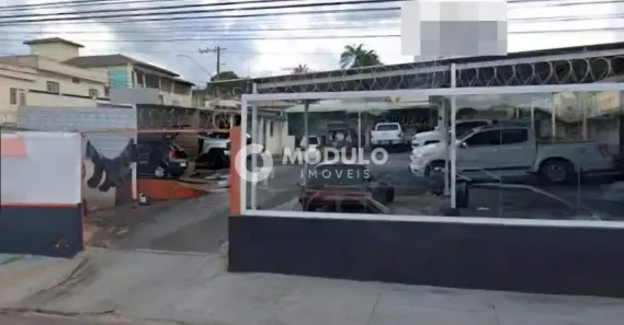Lote/Terreno para alugar, 600m² no Centro, Uberlândia