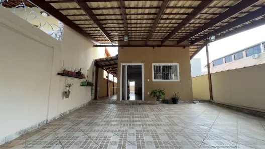 Casa com 3 Quartos à venda, 650m² no Brasil Industrial (Barreiro), Belo Horizonte