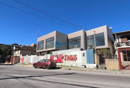 Imóvel Comercial para venda ou aluguel, 164m² no São Victor COHAB, Caxias do Sul