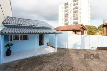 Casa com 2 Quartos à venda, 129m² no Cavalhada, Porto Alegre