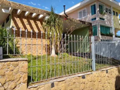 Casa com 3 Quartos à venda, 180m² no Jardim Jussara, São Paulo