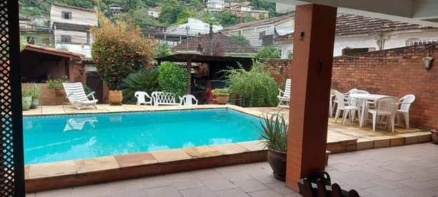 Casa com 6 Quartos à venda, 240m² no Santa Rosa, Niterói