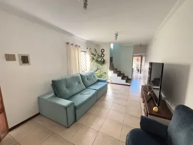 Sobrado com 3 Quartos à venda, 209m² no Jardim Santa Mena, Guarulhos