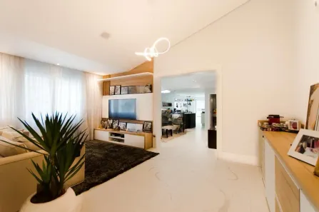 Casa com 3 Quartos à venda, 300m² no Pacaembu, São Paulo