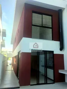 Casa de Condomínio com 3 Quartos à venda, 121m² no Jardim Semiramis, Cotia