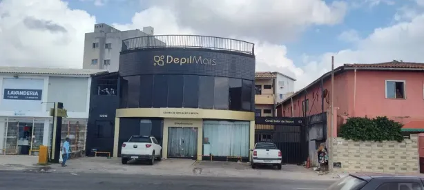 Sala Comercial com 16 Quartos à venda, 601m² no Itapuã, Salvador
