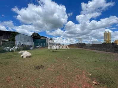Lote/Terreno à venda, 15000m² no Inhambiru, Salto de Pirapora