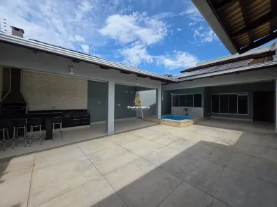 Casa com 3 Quartos à venda, 200m² no Plano Diretor Sul, Palmas