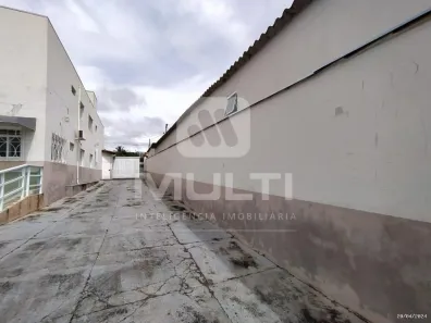Casa com 1 Quarto para alugar, 351m² no Osvaldo Rezende, Uberlândia