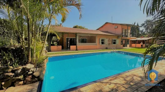 Fazenda/Sítio com 4 Quartos à venda, 460m² no Engenho Velho, Embu das Artes