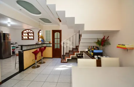 Casa com 4 Quartos à venda, 166m² no Trindade, Florianópolis