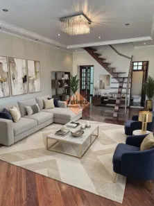 Sobrado com 3 Quartos à venda, 303m² no Chácara Seis de Outubro, São Paulo