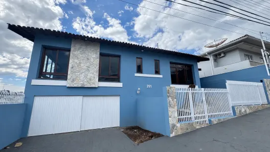 Sobrado com 4 Quartos à venda, 225m² no Chácara Junqueira, Tatuí