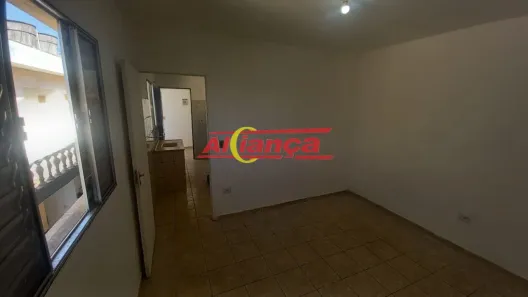 Casa com 1 Quarto para alugar, 50m² no Cidade Aracilia, Guarulhos