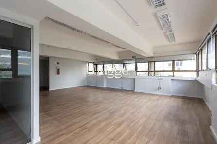 Sala Comercial com 1 Quarto para alugar, 248m² no Rio Branco, Porto Alegre