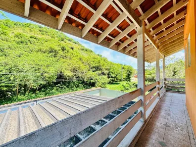 Casa com 4 Quartos à venda, 240m² no Guaiúba, Guarujá