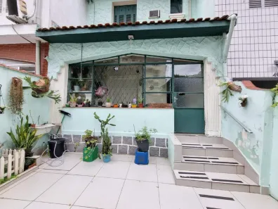 Sobrado com 2 Quartos à venda, 185m² no Campo Grande, Santos
