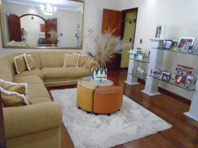 Imóvel Comercial com 3 Quartos à venda, 237m² no Centro, São Gonçalo