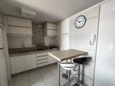 Apartamento com 1 Quarto para alugar, 21m² no Zona 07, Maringá