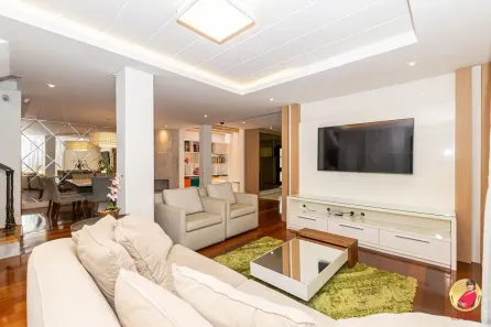 Casa com 3 Quartos à venda, 506m² no Cajuru, Curitiba