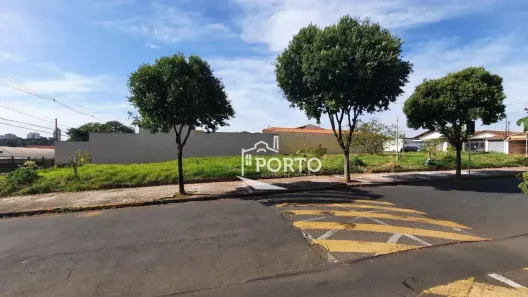Lote/Terreno à venda, 358m² no Castelinho, Piracicaba