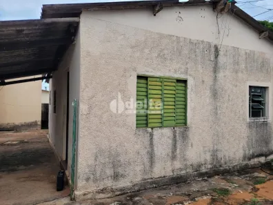 Casa com 2 Quartos à venda, 375m² no Tubalina, Uberlândia