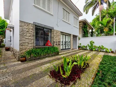 Casa com 3 Quartos à venda, 330m² no Jardim Paulista, São Paulo