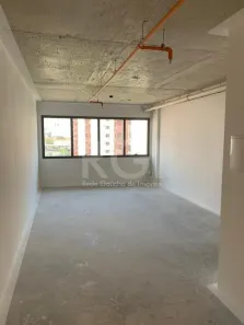 Sala Comercial para alugar, 39m² no Passo da Areia, Porto Alegre