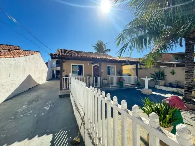 Casa com 3 Quartos à venda, 140m² no Vila Capri, Araruama