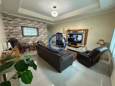 Casa com 3 Quartos à venda, 150m² no Embaré, Santos