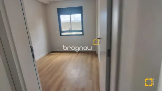 Apartamento com 2 Quartos à venda, 71m² no Coqueiros, Florianópolis