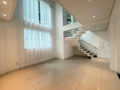 Casa com 5 Quartos à venda, 400m² no Bom Pastor, Juiz de Fora
