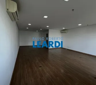 Sala Comercial para venda ou aluguel, 65m² no Vila Hamburguesa, São Paulo