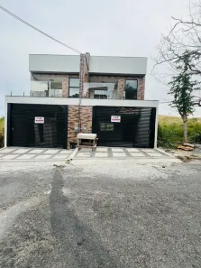 Casa com 3 Quartos à venda, 230m² no Morada da Granja, Barra Mansa