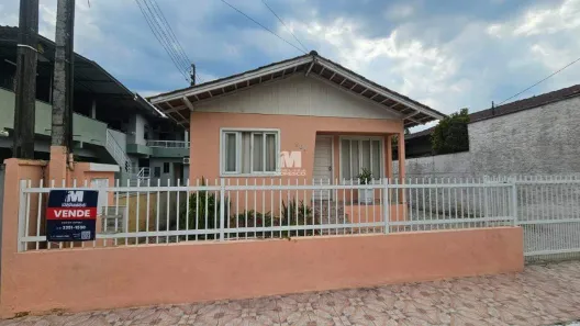 Casa com 2 Quartos à venda, 140m² no Santa Terezinha, Brusque